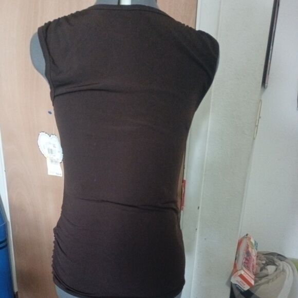 Love Tease Dark Brown Sleeveless V-Neck - Women's Junior's Medium NEW - Picture 2 of 2